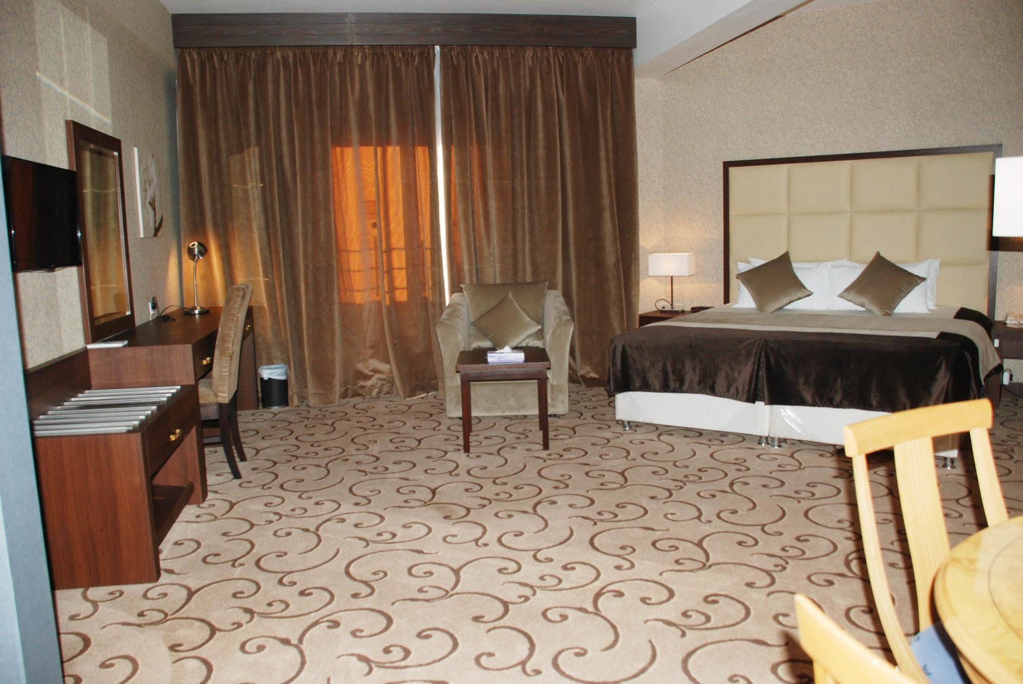 Al Rabea Hotel Najran Extérieur photo